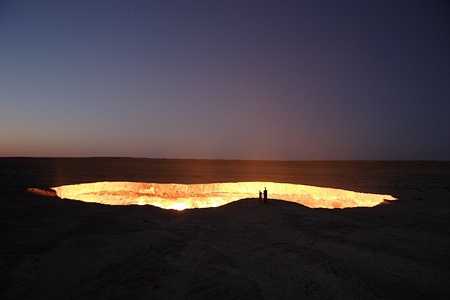 Darvaza-Gas-Crater