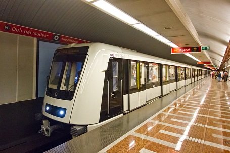 Március 15-től hétvégente kizárólag Alstom szerelvények közlekednek az M2-es metró vonalán