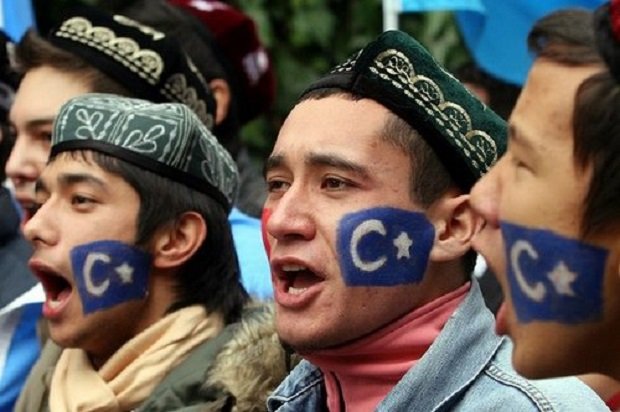 Függetlenségüket ma is követelő ujgurok