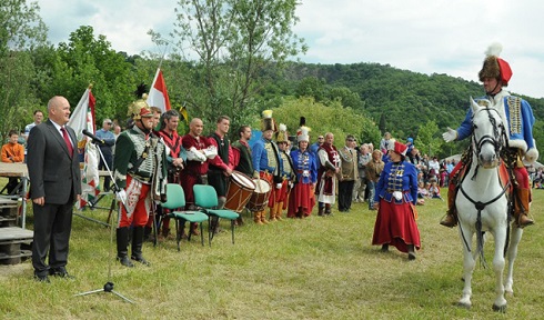 Remegett a föld Visegrádon – 1500 év magyar katonája elnevezésű haditúra