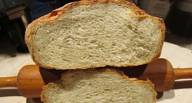 Sok lisztet vettek Hazánkban, ám a kenyér sütés praktikáját alig ismerik!
