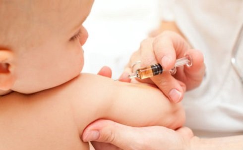 Gyógyszeripari lobbi vagy egészségmegőrzés – Védőoltás: érvek és ellenérvek